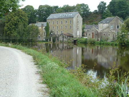 j4-moulin.jpg
