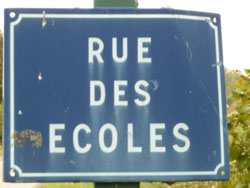 j4-rue-ecole.jpg