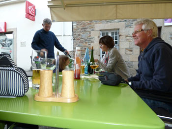 j5-malestroit-resto1.jpg